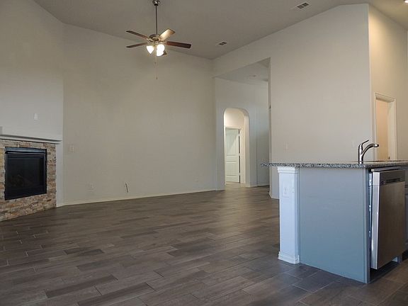 5th image of 6704 Jamestown St