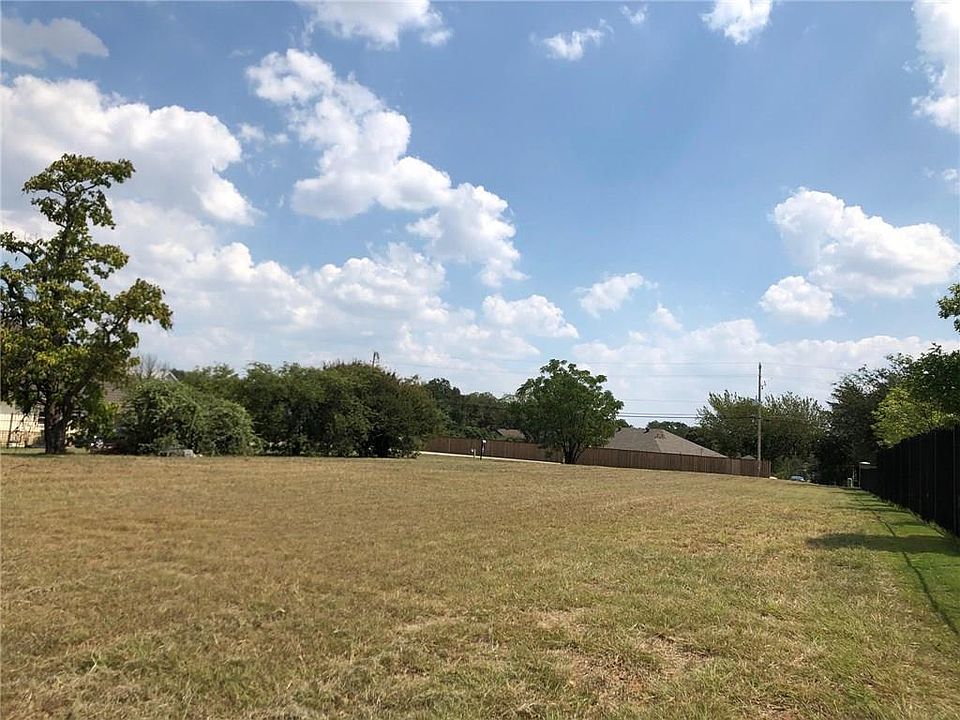 1st image of 3210 Sieber Dr