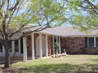 423 Wisteria St, Lone Grove, OK 73443
