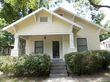 959 Lee St — Photo 2