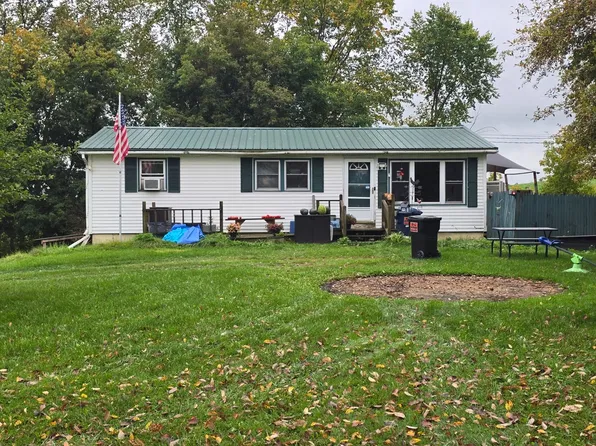 123 Delong Rd, Cornwall, VT 05753
