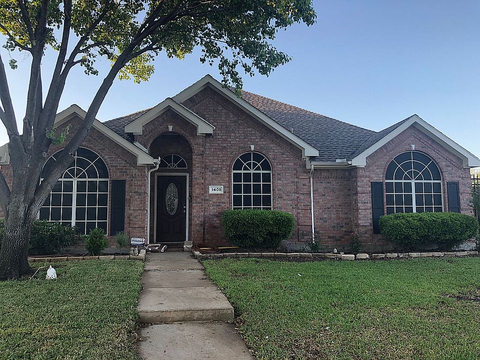 1409 Brittany Lane 