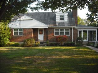 395 E Sharon Rd, Cincinnati, OH 45246