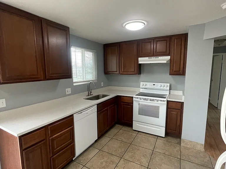 1223 W Atherton Dr — Photo 1