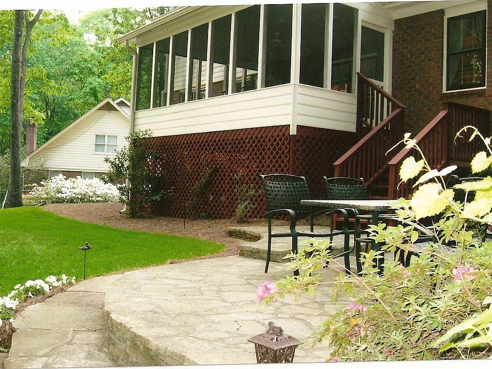 2nd image of 4838 Forestglade Cir