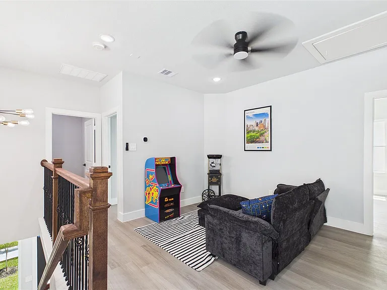 3748 Corder St — Photo 13