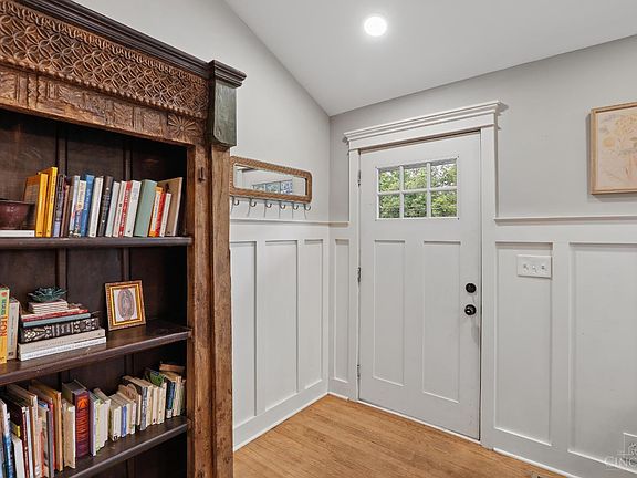 4th image of 4669 Beechwood Rd