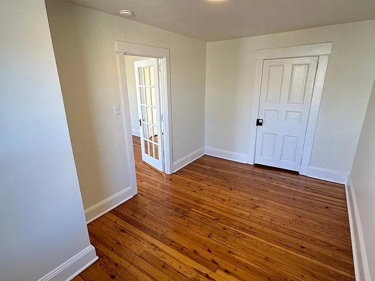 344 W Orange St #5 — Photo 13