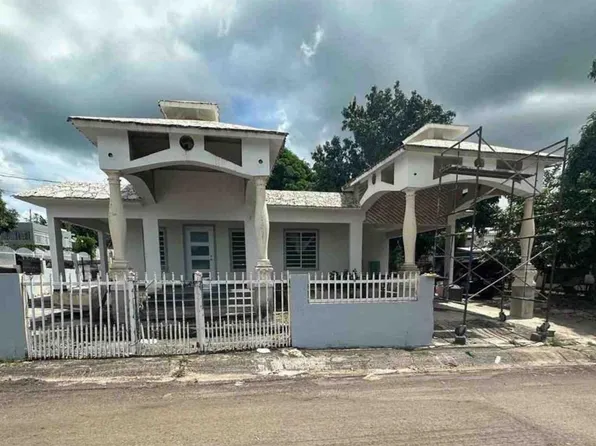 Solar 74 C Calle 2 Esq, Coamo, PR 00769