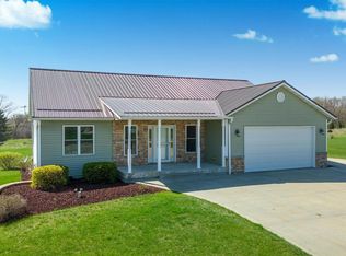 W7379 White Oak Run, Pardeeville, WI 53954
