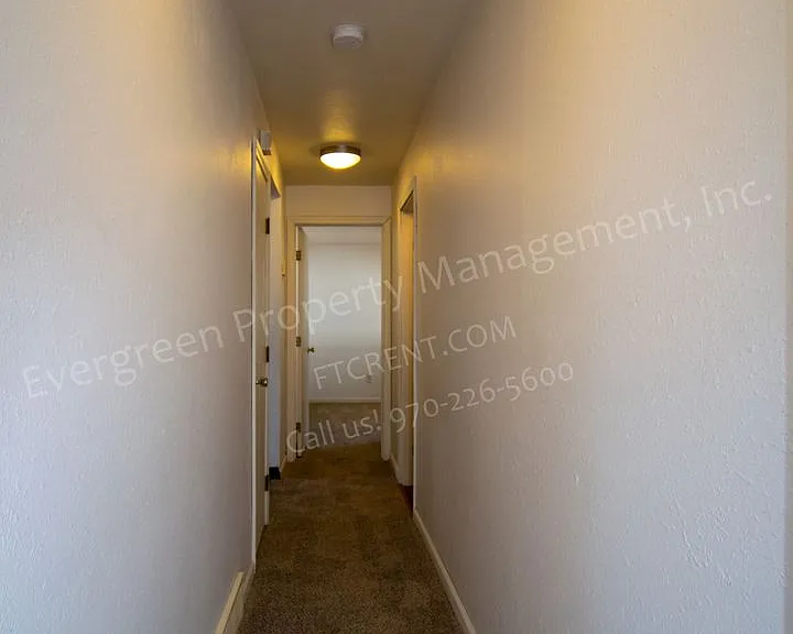 121 Buckingham St — Photo 13