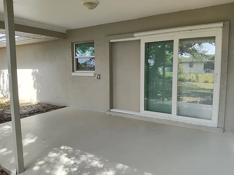 1129 Presque Isle Dr — Photo 24