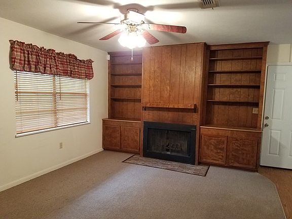 5th image of 914 Westbury Dr