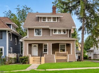 60 Fulton St, East Orange City, NJ 07017
