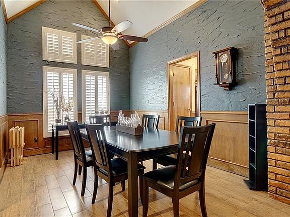 5th image of 1313 Woodvale Dr