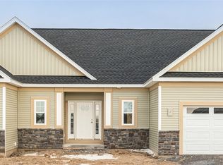 171 Blue Mountain Dr, Hilton, NY 14468