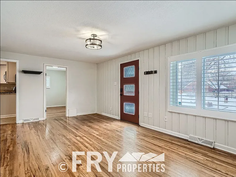98 S Newland St — Photo 9