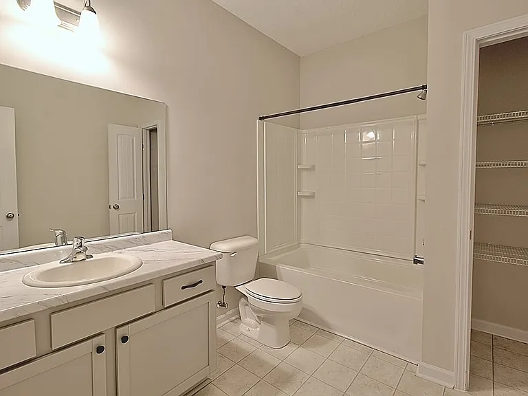 183 W West Winn Ave — Photo 9