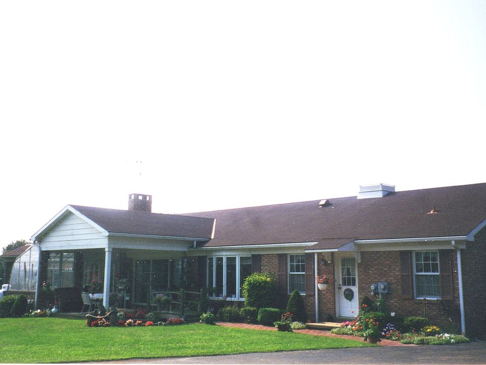 2nd image of 703 E Christine Rd