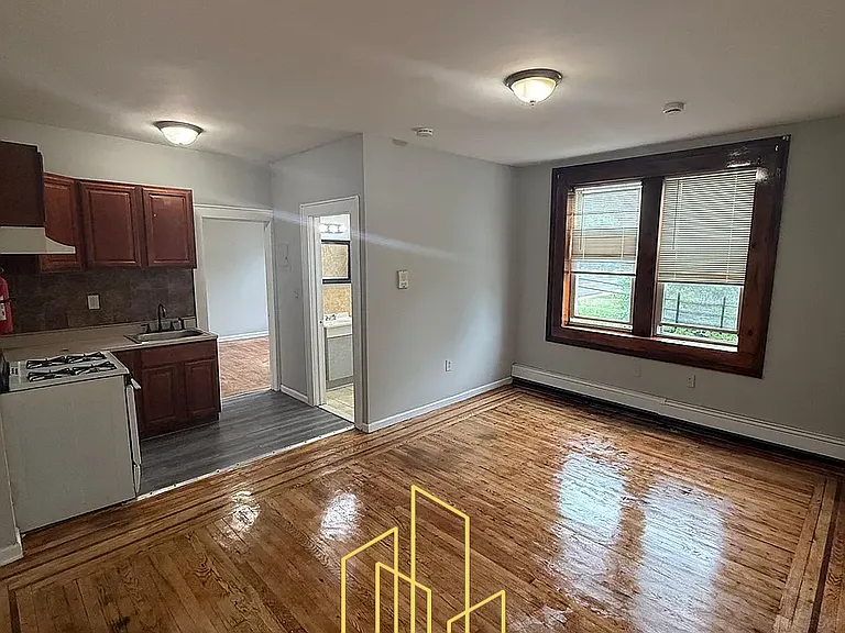 658 Sanford Ave #GG — Photo 4