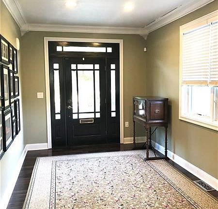 3rd image of 736 Rockwood Ave