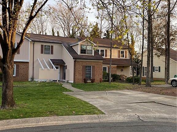 2nd image of 11003 Sevilla Ct