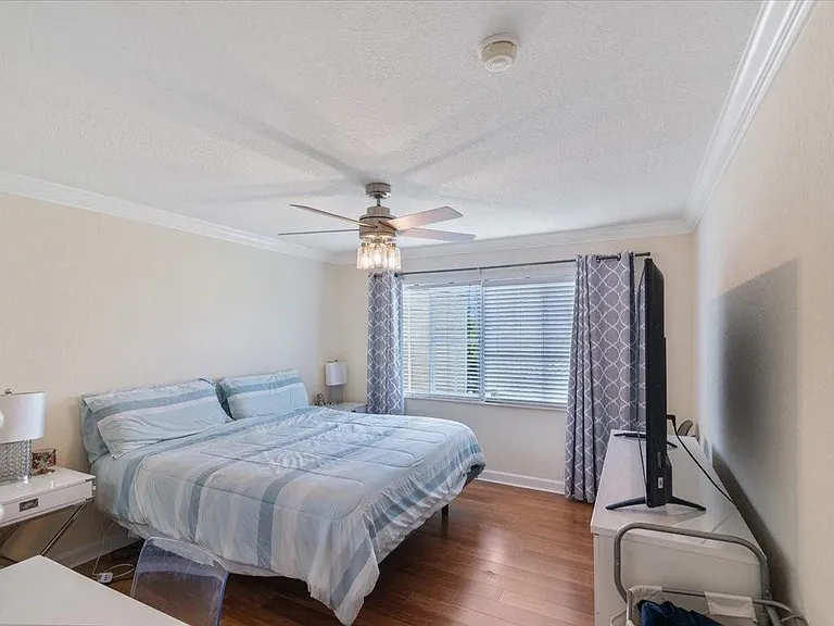 1515 E Broward Blvd #403 — Photo 9