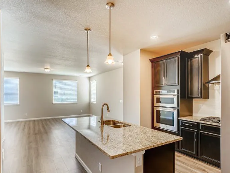 760 Stonebridge Dr — Photo 11