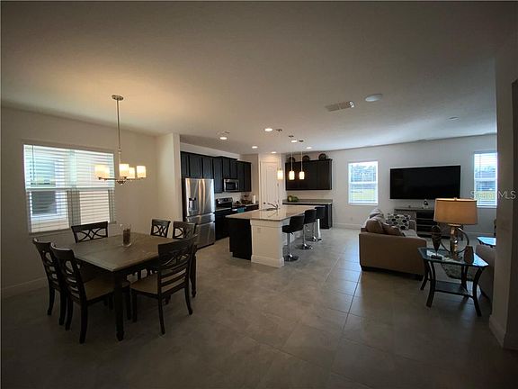 5th image of 4908 Blanche Ct