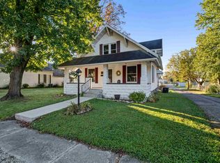 226 E South St, Oakland City, IN 47660