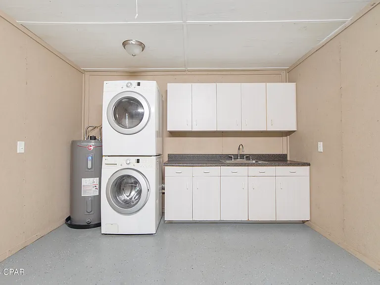 115 Circle Dr — Photo 26