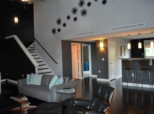 3501 Chenevert St APT 21, Houston, TX 77004