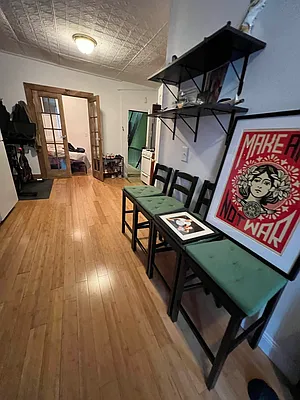 Rented by Delmark Realty LLC | media 23