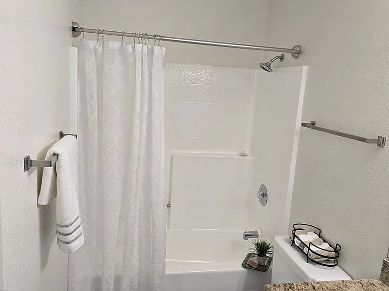 Waterstone Alta Loma Apartments — Photo 57