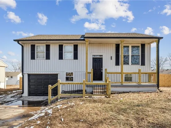 827 N Choctaw Ave, Independence, MO 64056