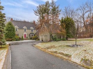 74 Sanborn Ln, Reading, MA 01867