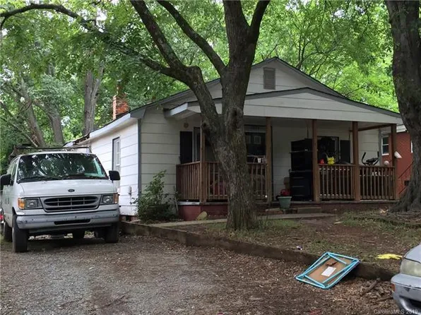 1822 Vinton St, Charlotte, NC 28216