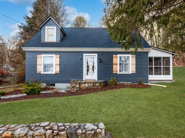 17 Westwood Avenue, Ellenville, NY 12428