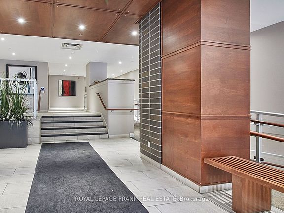 3rd image of 44 Bond St W #905