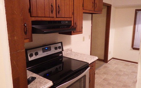 5th image of 3917 Creekwood Ln