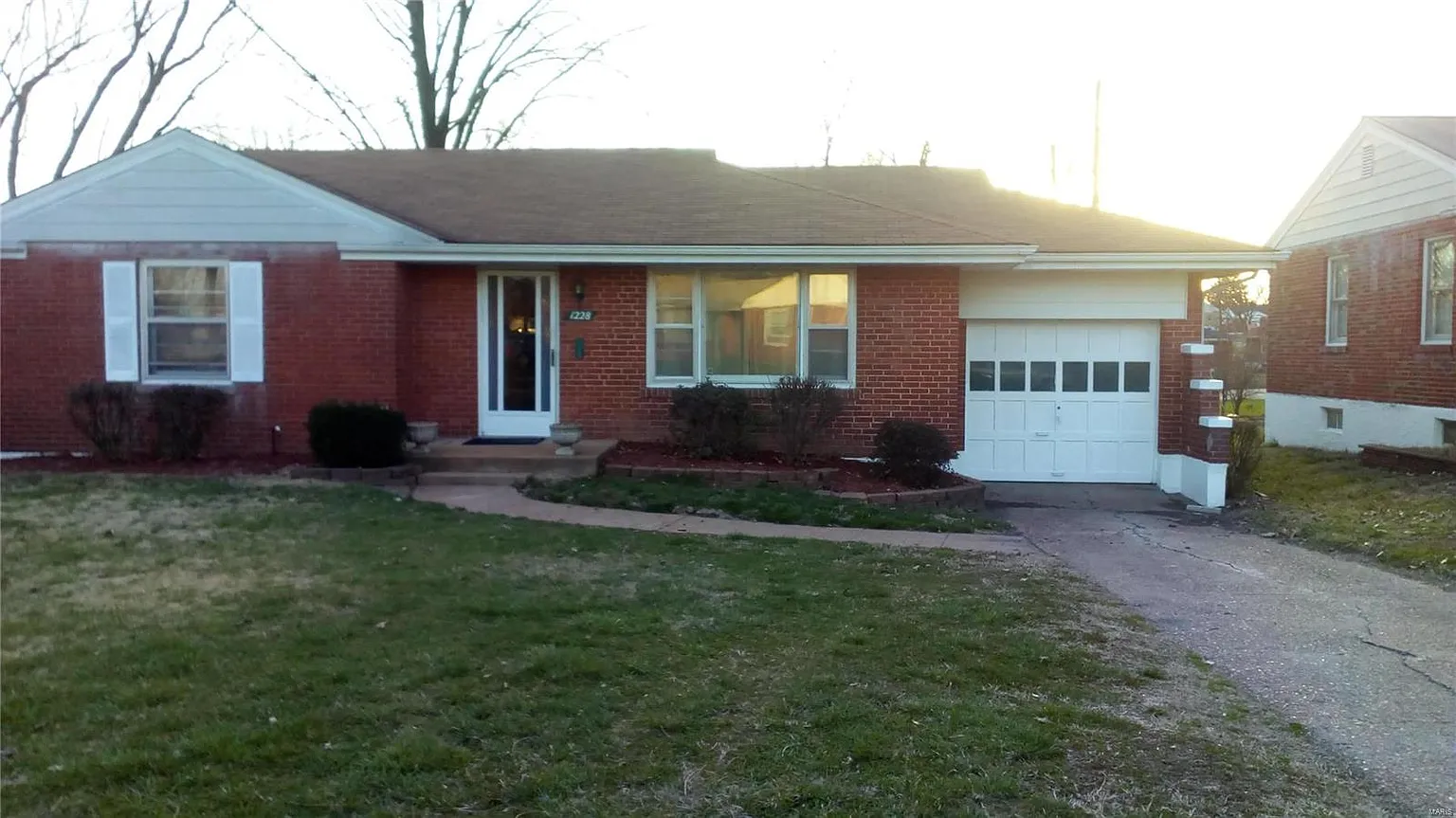 1228 Garwood Dr photo 1
