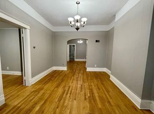 845 N Mozart St, Chicago, IL 60622