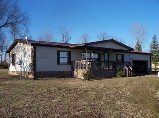 1160 Lee Henderson Rd, Lewisport, KY 42351