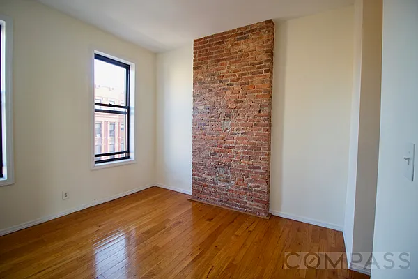 Rented by Compass | media 12