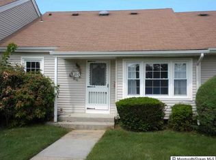 121 Muhlen Platz UNIT C, Freehold, NJ 07728