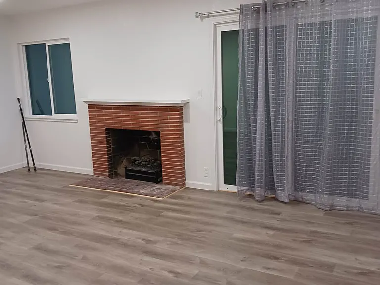 322 E Pearl Ave — Photo 10