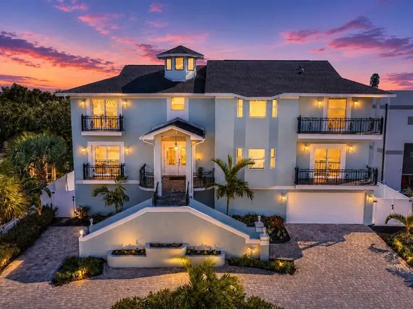 289 8th Ave N, Tierra Verde, FL 33715