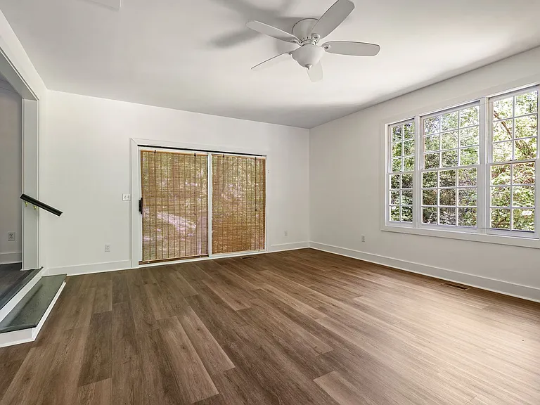 1209 Roosevelt Dr — Photo 10