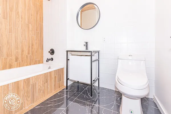 Rented by MySpaceNYC | media 23