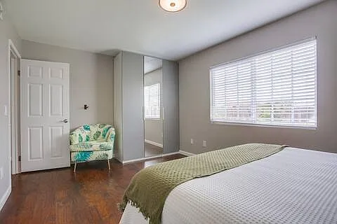 10584 Bandell Ct — Photo 21